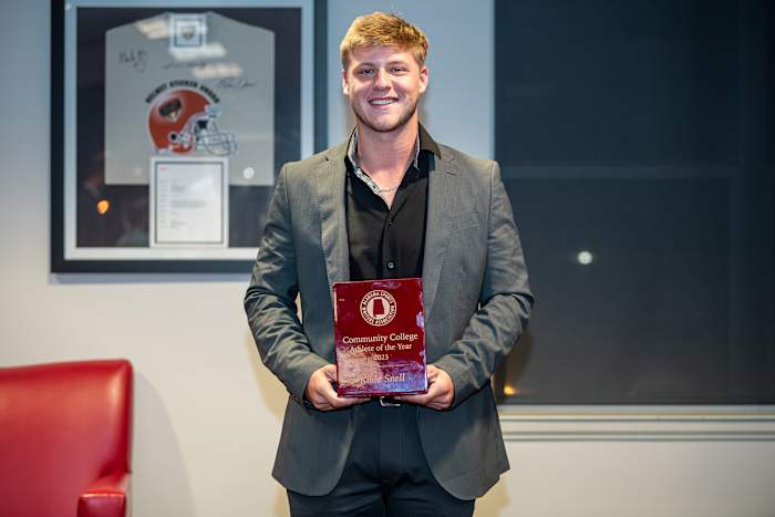 Kade Snell with his ASWA Community College Athlete of the Year Award